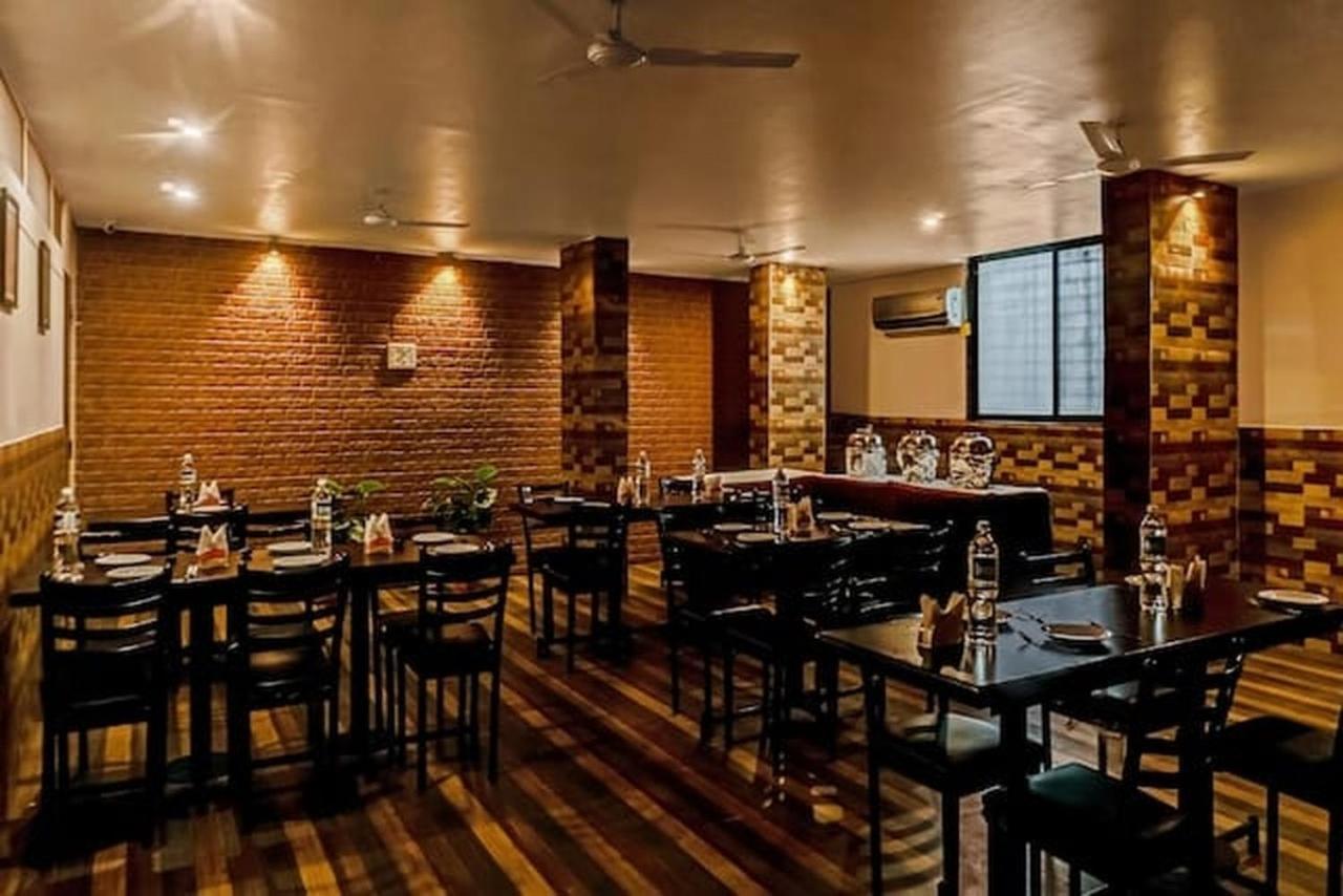 Hotel Sagar Inn Hadapsar Rooms Banquet Restaurant & Bar Phursungi Exteriör bild