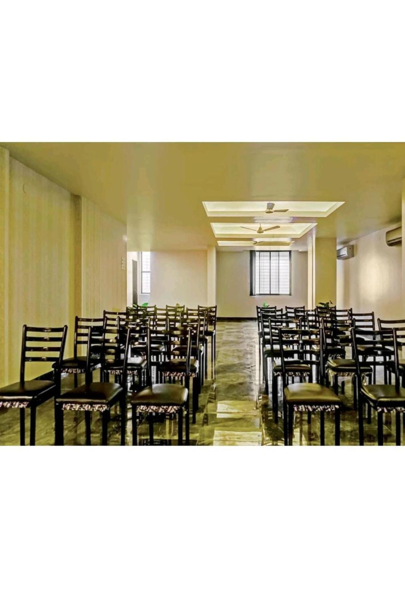 Hotel Sagar Inn Hadapsar Rooms Banquet Restaurant & Bar Phursungi Exteriör bild